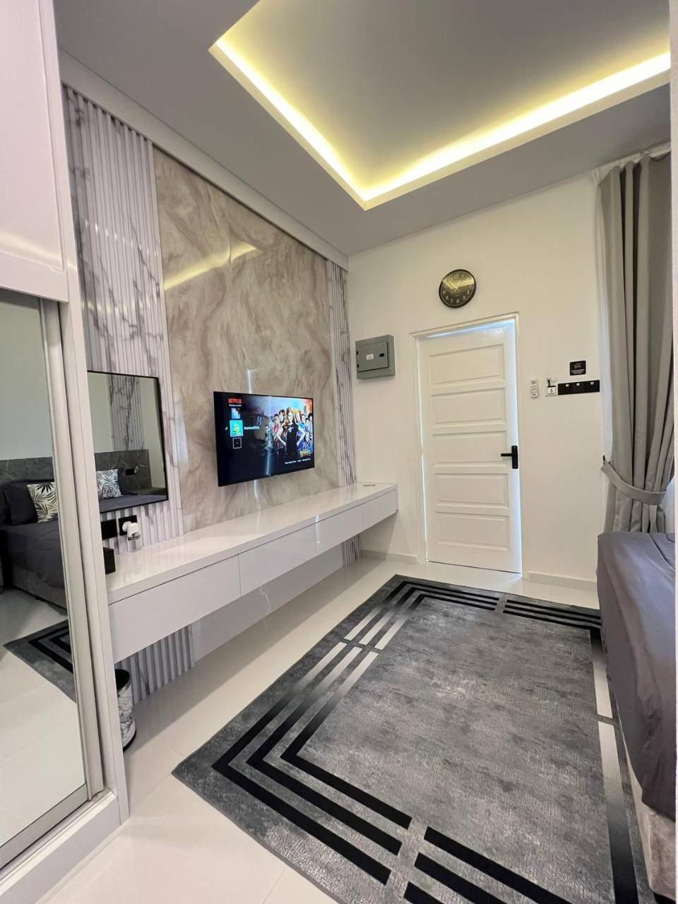 Auranad Tinyhouse Bandar Tanah Merah Wifi Netflix Kültér fotó