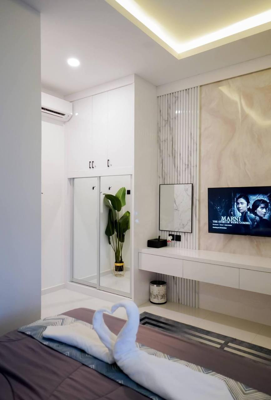 Auranad Tinyhouse Bandar Tanah Merah Wifi Netflix Kültér fotó