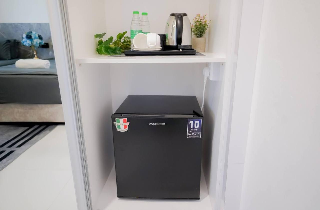 Auranad Tinyhouse Bandar Tanah Merah Wifi Netflix Kültér fotó